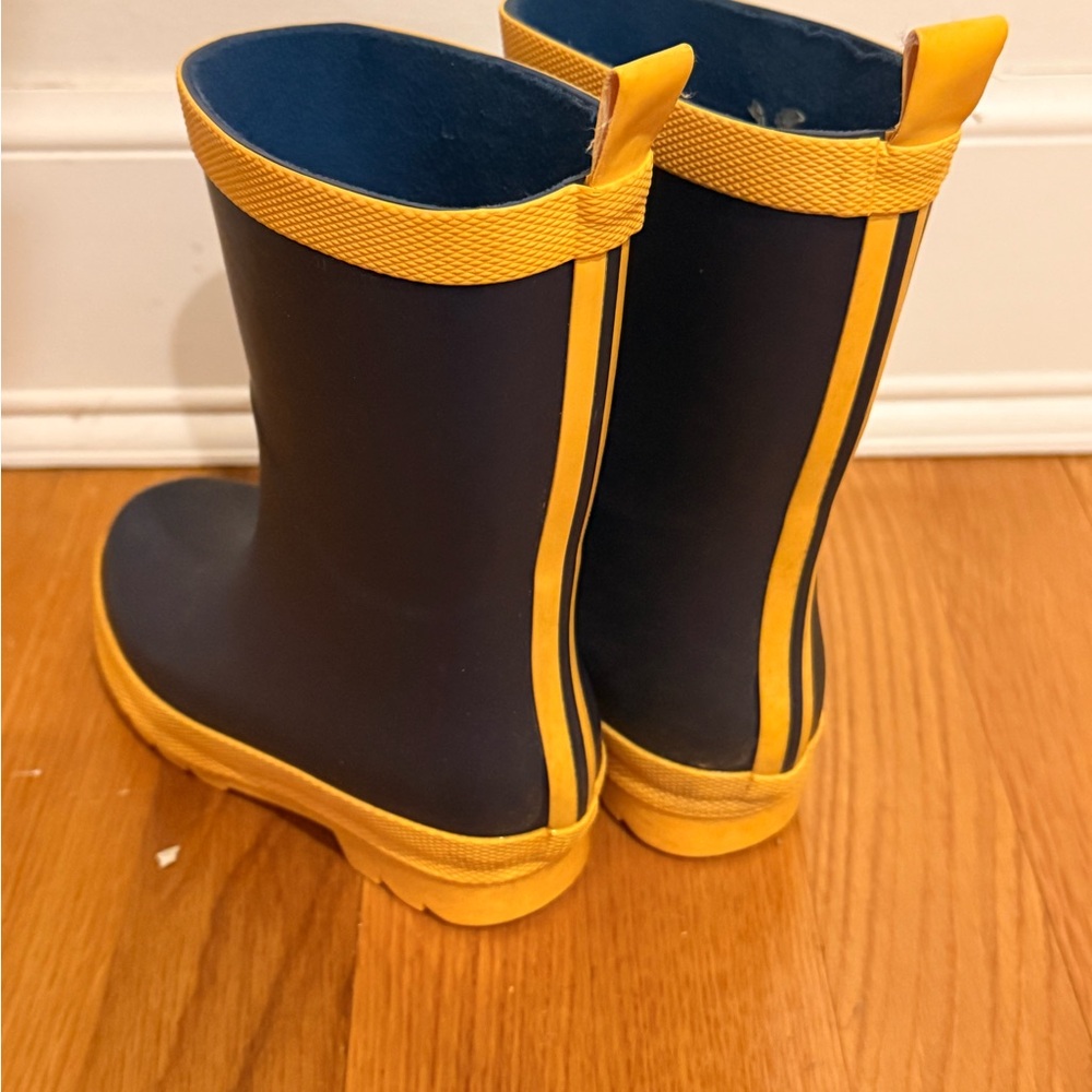 Hatley Navy and Yellow Kids Rain Boots